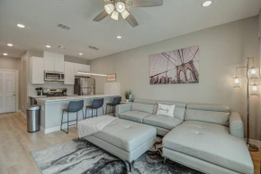HTX City Getaway w/ Fast Wi-Fi